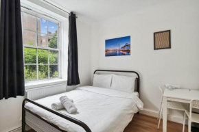 APlaceToStay Central London Apartment, Waterloo (UPT)